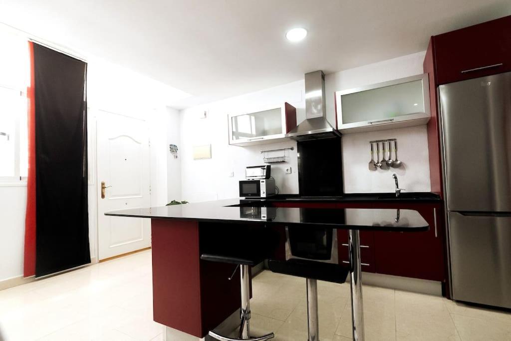 Moderno Apartamento En 9 Min Andando De La Playa Victoria Con Garaje Apartment Cádiz