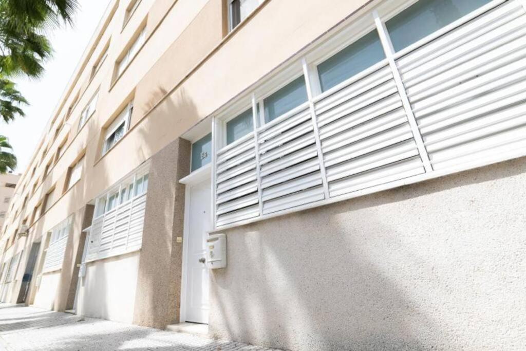 Moderno Apartamento En 9 Min Andando De La Playa Victoria Con Garaje Cádiz